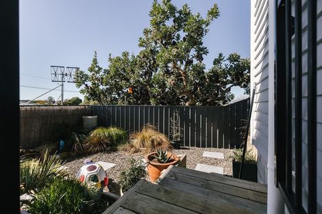 Photo of property in 50a Pratt Avenue, Foxton Beach, Foxton, 4815