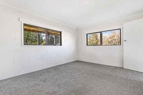 Photo of property in 24 Leaver Place, Weymouth, Auckland, 2103
