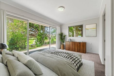 Photo of property in 165 Spur Road, Stillwater, Silverdale, 0993