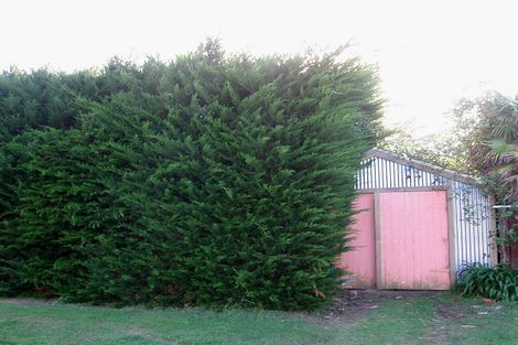 Photo of property in 21 Hona Street, Waikanae Beach, Waikanae, 5036