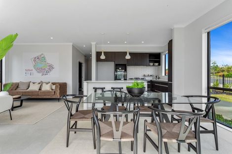 Photo of property in 1 Koura Drive, Red Beach, 0932