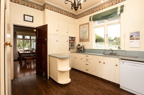 Photo of property in 3 Matthew Street, Waipawa, 4210