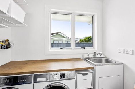 Photo of property in 56 Salisbury Street, Levin, 5510