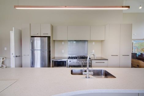 Photo of property in 33 Benmore Place, Glenorchy, 9372