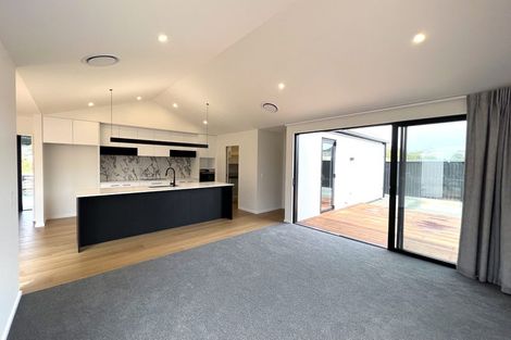 Photo of property in 20 Dray Place, Halswell, Christchurch, 8025