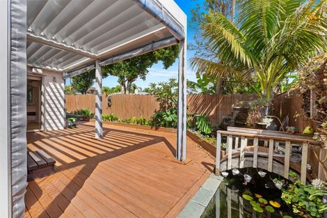 Photo of property in 21a Macleans Road, Bucklands Beach, Auckland, 2014