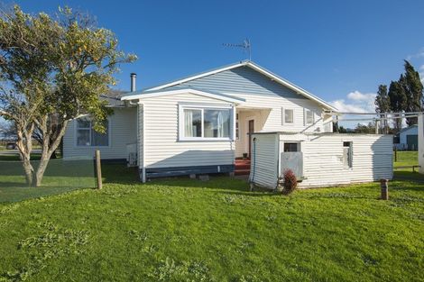 Photo of property in 140 Seddon Street, Patutahi, Gisborne, 4072