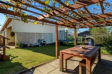 Photo of property in 18 Short Street, Otumoetai, Tauranga, 3110