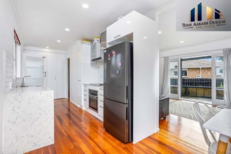 Photo of property in 1c Kuaka Place, New Lynn, Auckland, 0600