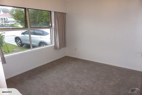 Photo of property in 2/27 Corunna Road, Milford, Auckland, 0620