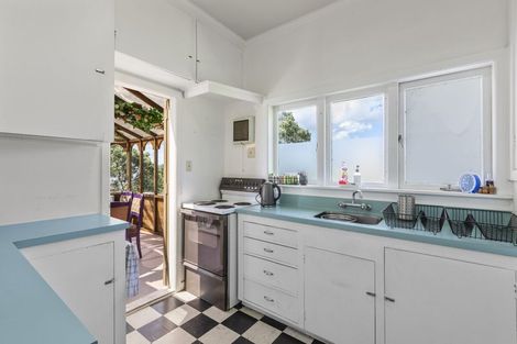 Photo of property in 197 Beach Road, Campbells Bay, Auckland, 0620