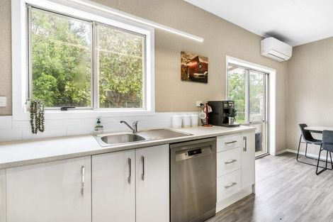 Photo of property in 15 King Road, Makarewa, Invercargill, 9876