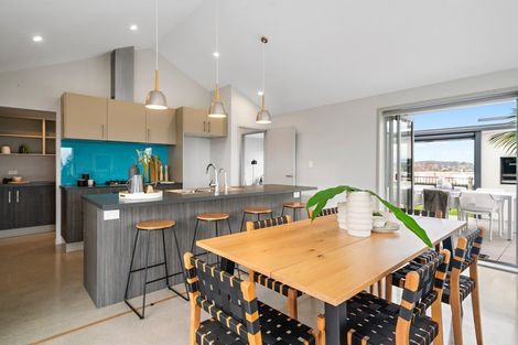 Photo of property in 5 Eagleview Rise, Welcome Bay, Tauranga, 3175