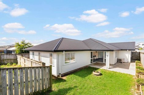 Photo of property in 20 Raki Street, Pukekohe, 2120