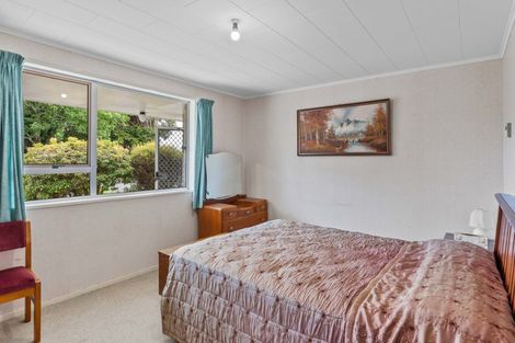 Photo of property in 2 Paretai Grove, Waikanae, 5036