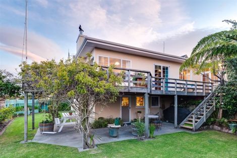 Photo of property in 6 Sealy Road, Bluff Hill, Napier, 4110