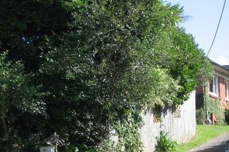 Photo of property in 81 Atkinson Road, Titirangi, Auckland, 0604