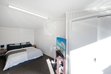 Photo of property in 8 Taupata Street, Castlecliff, Whanganui, 4501