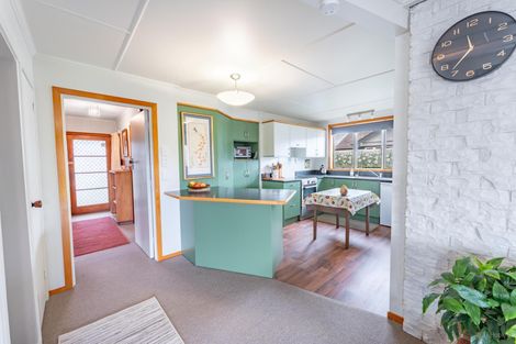 Photo of property in 8 Moorhouse Street, Waimate, 7924