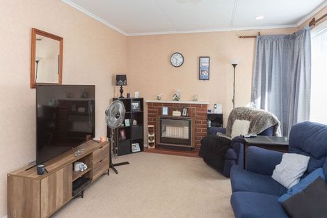 Photo of property in 41 Queen Street, Feilding, 4702
