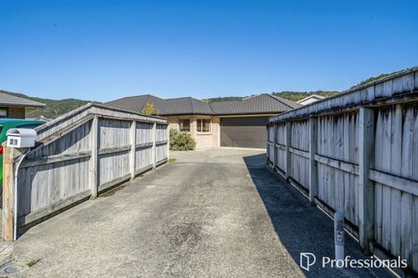 Photo of property in 21 Sun Valley Grove, Wainuiomata, Lower Hutt, 5014