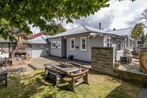 Photo of property in 37 Weston Road, St Albans, Christchurch, 8052