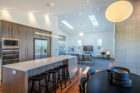 Photo of property in 98 Clovelly Road, Bucklands Beach, Auckland, 2012