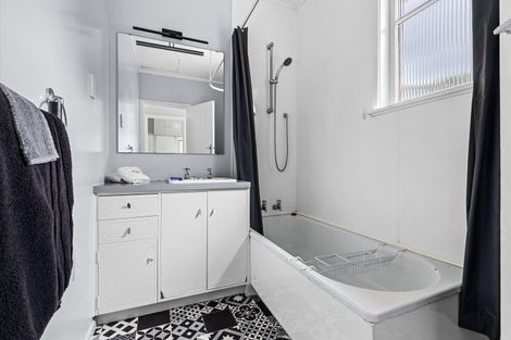 Photo of property in 8 Tammadge Street, Te Kuiti, 3910