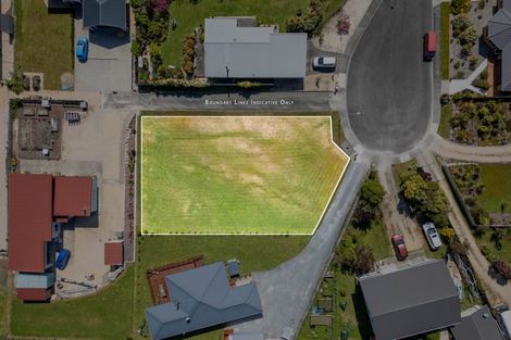 Photo of property in 18 Mcdonald Place, Collingwood, 7073