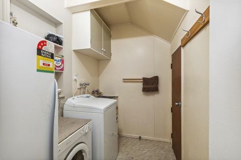 Photo of property in 47 Thurleigh Grove, Karori, Wellington, 6012