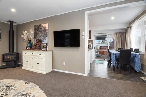 Photo of property in 31 Clyde Street, Utuhina, Rotorua, 3015