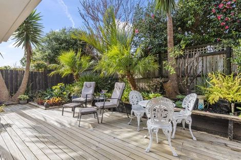 Photo of property in 2/94a Coronation Road, Hillcrest, Auckland, 0627