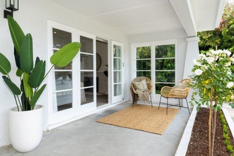 Photo of property in 51 Te Mata Road, Havelock North, 4130