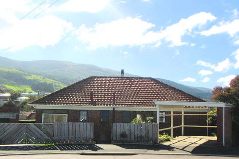 Photo of property in 11 Holyrood Avenue, Wakari, Dunedin, 9010