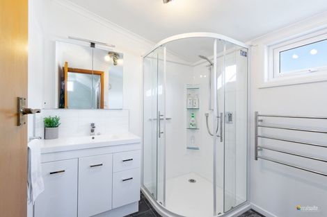 Photo of property in 19 Chilton Grove, Hutt Central, Lower Hutt, 5010