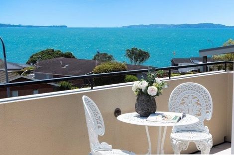 Photo of property in 4a Cleary Terrace, Cockle Bay, Auckland, 2014