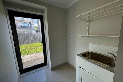 Photo of property in 20 Hirimate Place, Flat Bush, Auckland, 2019