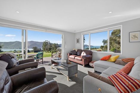Photo of property in 2 Mount Herbert Peak Road, Diamond Harbour, 8972