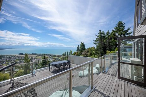 Photo of property in 320 Princes Drive, Britannia Heights, Nelson, 7010