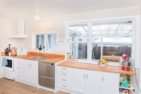 Photo of property in 143 Harris Street, Inner Kaiti, Gisborne, 4010