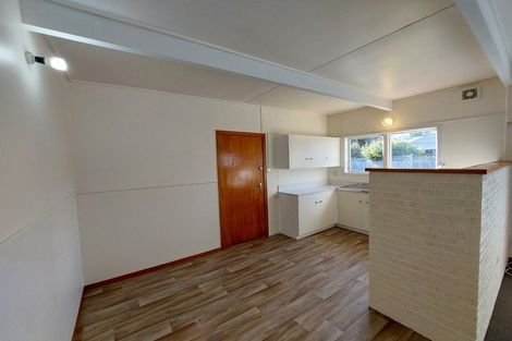 Photo of property in 43a Lismore Street, Strandon, New Plymouth, 4312