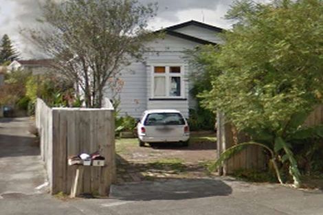 Photo of property in 170 Blockhouse Bay Road, Avondale, Auckland, 0600