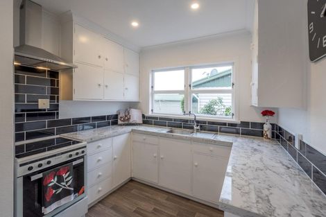 Photo of property in 33 Rugby Street, Levin, 5510