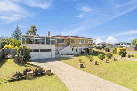 Photo of property in 35 Muricata Avenue, Mount Maunganui, 3116