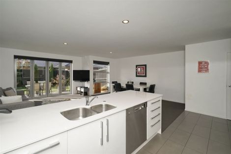 Photo of property in 4/20 Old Red Barn Road, Halswell, Christchurch, 8025