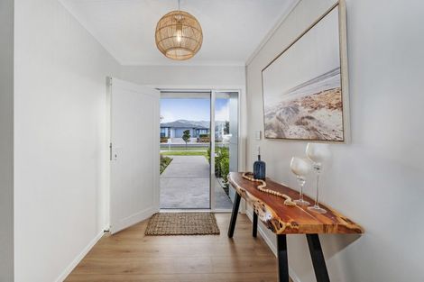 Photo of property in 100 Kupe Drive, Whitianga, 3510