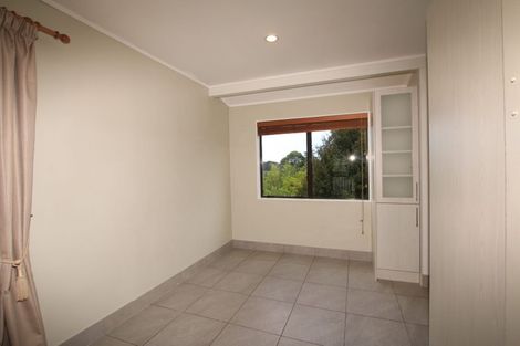 Photo of property in 2/104 Verran Road, Birkdale, Auckland, 0626