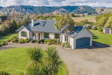 Photo of property in 21 Redwood Grove, Levin, 5571