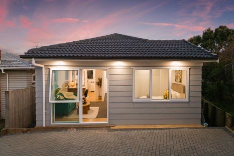 Photo of property in 40b Tiroroa Avenue, Te Atatu South, Auckland, 0610