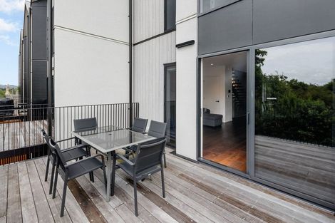 Photo of property in 11 Lakewood Lane, Cambridge, 3434